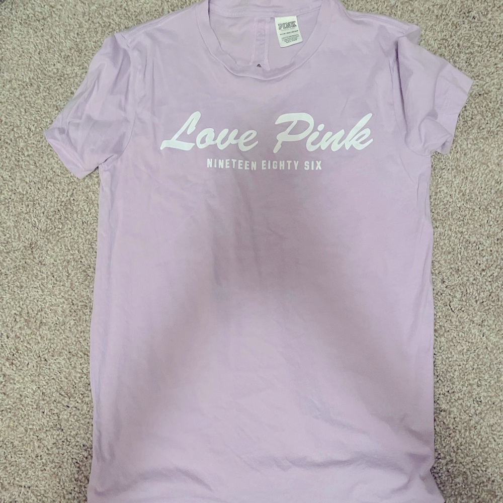 Victoria’s Secret pink campus tee